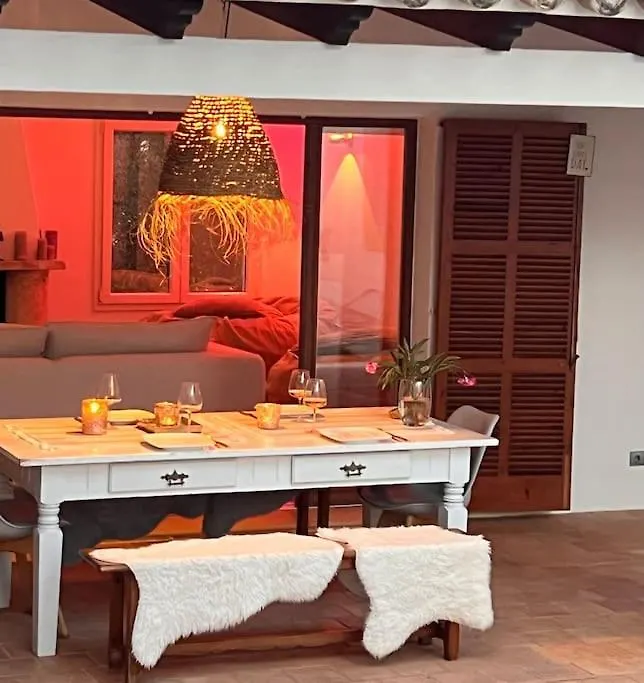 Villa Mit Meerblick Und Pool Fuer 6 Personen Santanyi 0*,  Španělsko